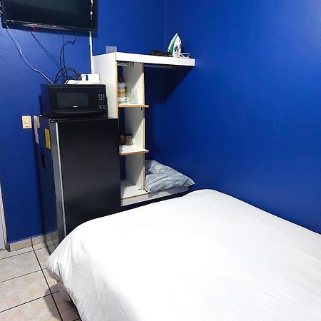 Habitacion 11 Independiente Con Mucha Privacidad ,Cerca Del Consulado , Cas , A 200 Mts Del Vado Del Rio Hermosillo Exteriör bild