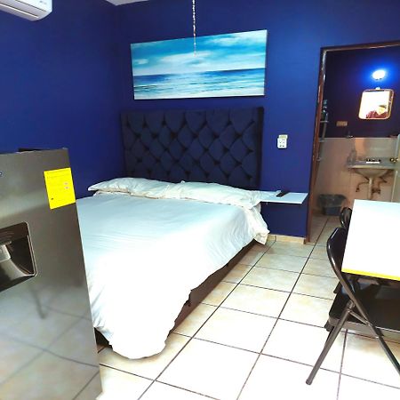 Habitacion 11 Independiente Con Mucha Privacidad ,Cerca Del Consulado , Cas , A 200 Mts Del Vado Del Rio Hermosillo Exteriör bild
